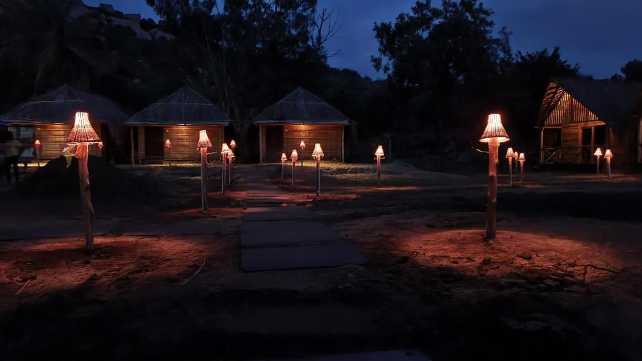 Banana Tree Home Stay Hampi Exterior foto